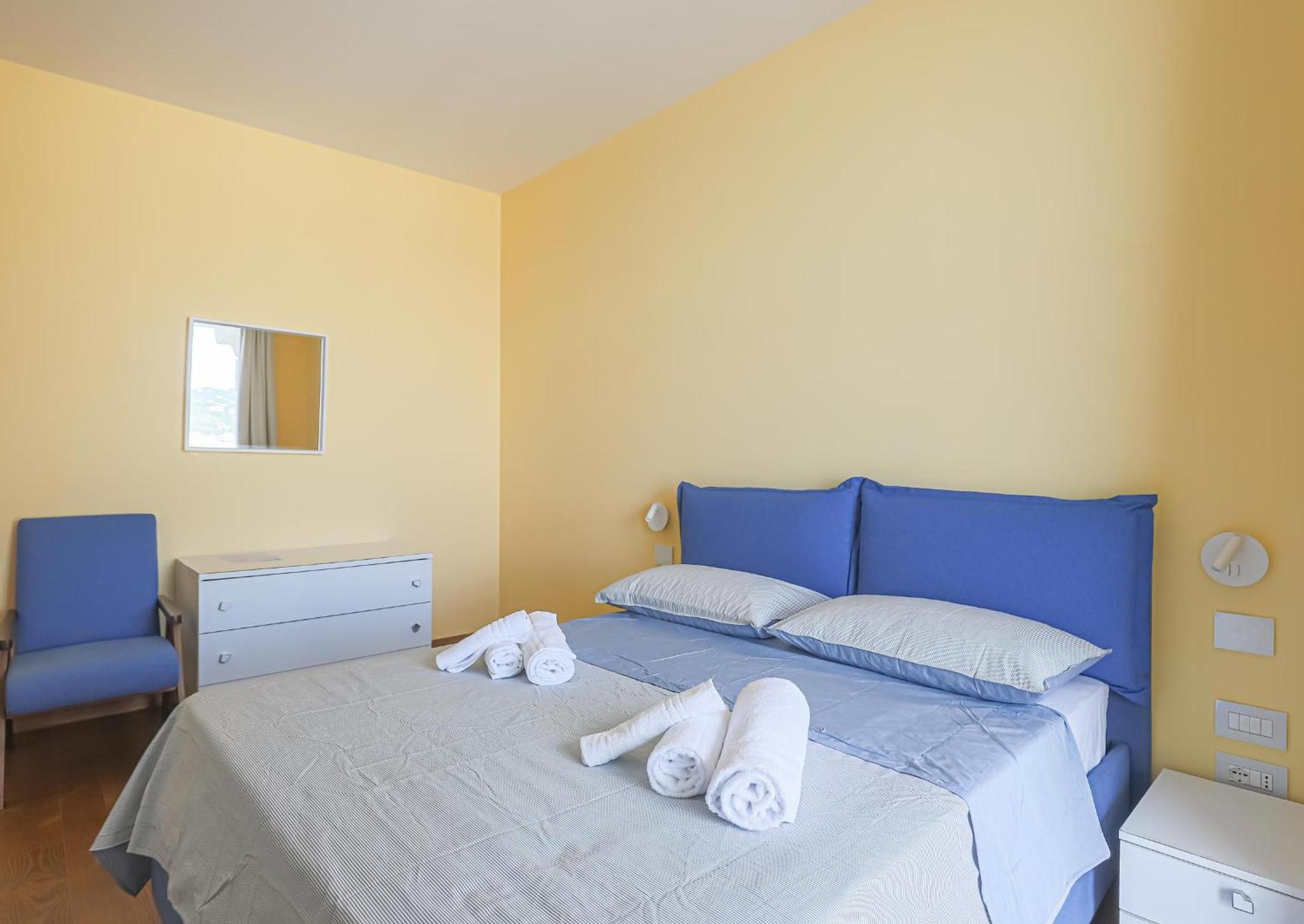 Amami Al Crescent Apartment Salerno Luaran gambar